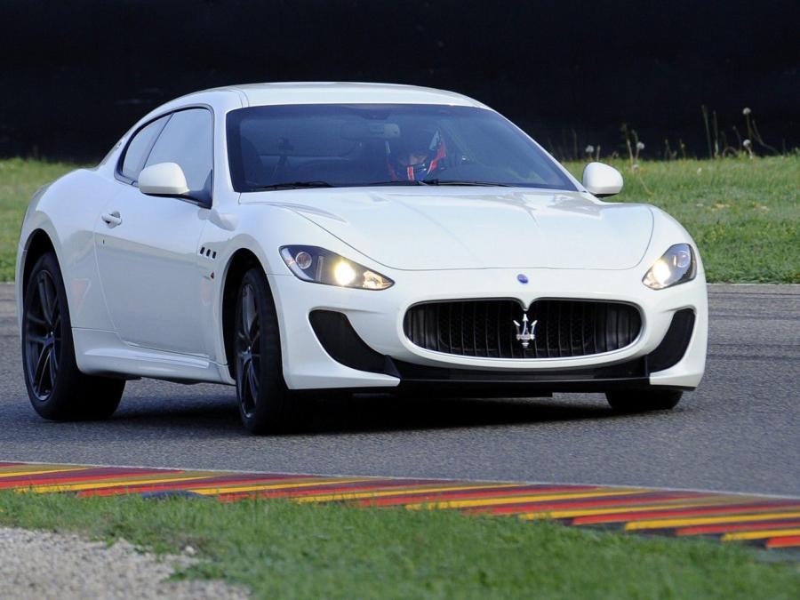  Maserati GranTurismo MC Stradale 2010 года  (фото 12 из 119)